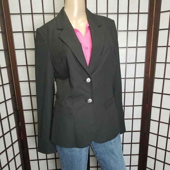 The Limited Jackets & Blazers - Limited DLuxe Black Blazer size 8!